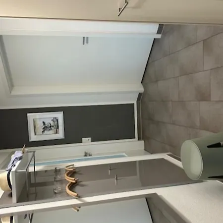 Ruge Bries 12 Apartment